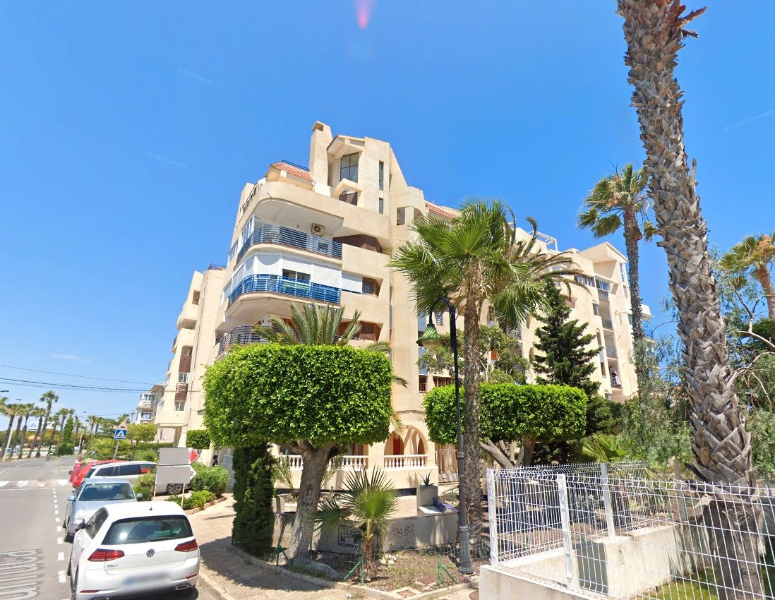 Vista exterior de Pis en venda en Torrevieja amb Traster