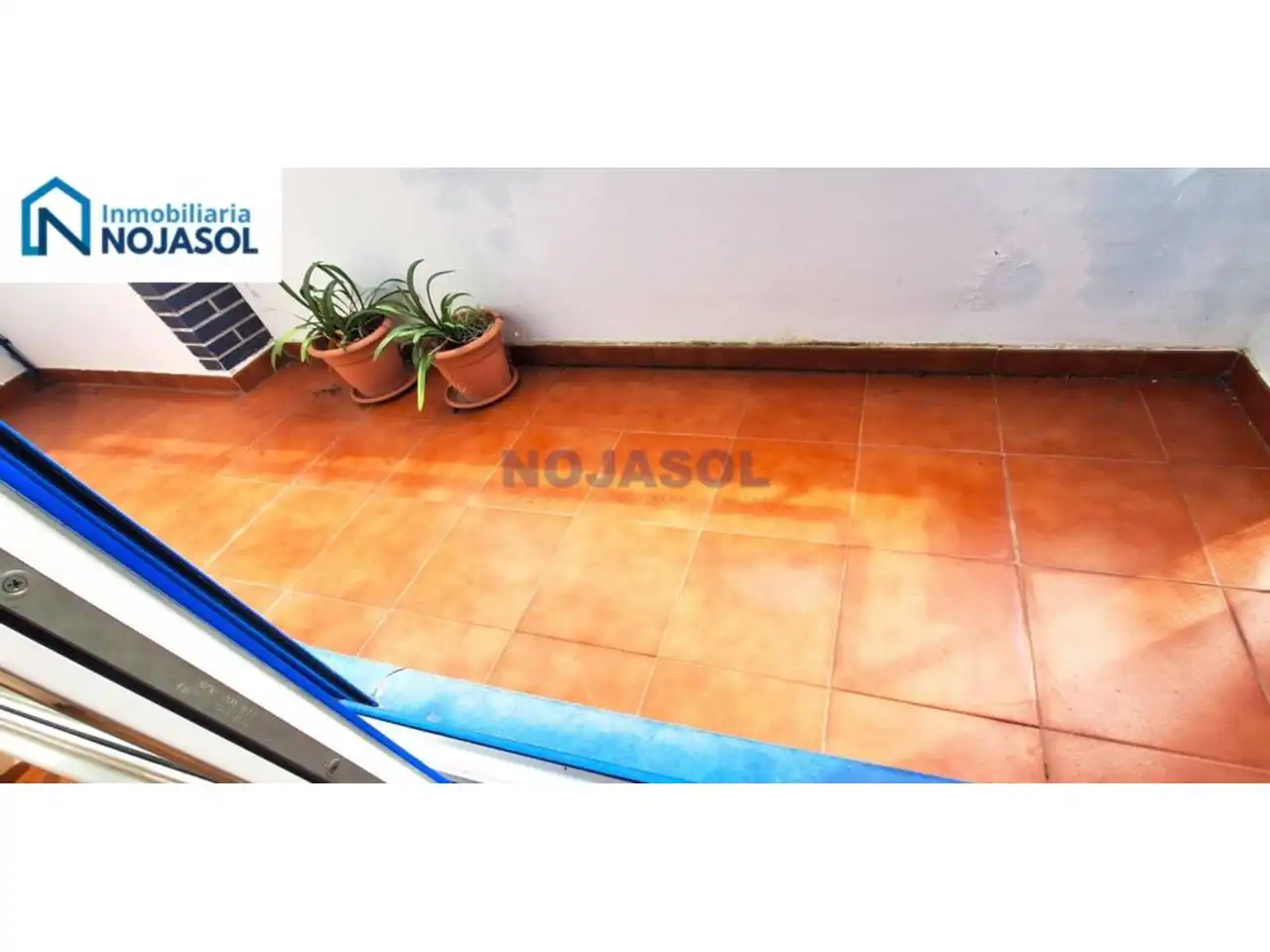 Vista exterior de Apartament en venda en Noja amb Calefacció, Terrassa i Traster