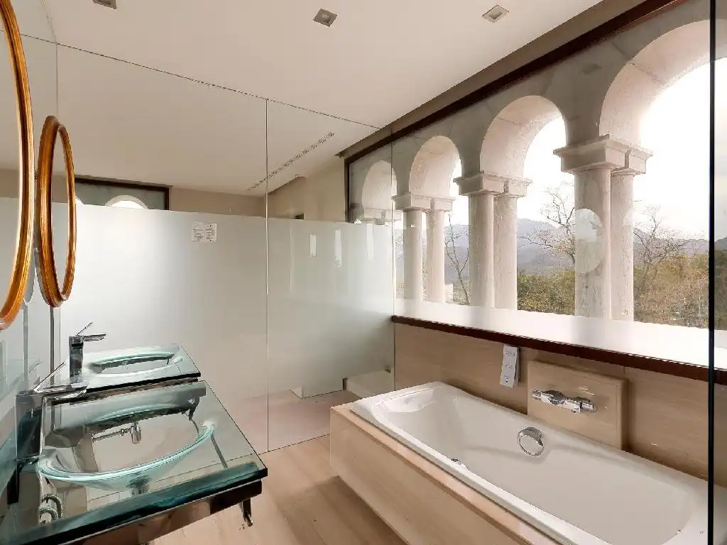 Baño de Edificio en venta en Oviedo 