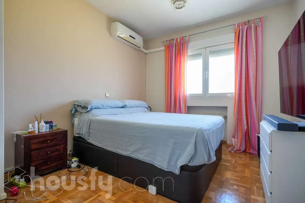 Dormitori de Casa o xalet en venda en Pozuelo de Alarcón amb Aire condicionat, Calefacció i Jardí privat