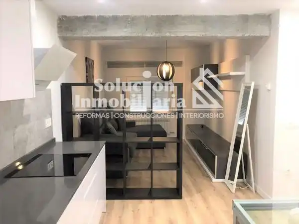 Sala de estar de Piso en venta en Salamanca con Calefacción, Terraza y Amueblado