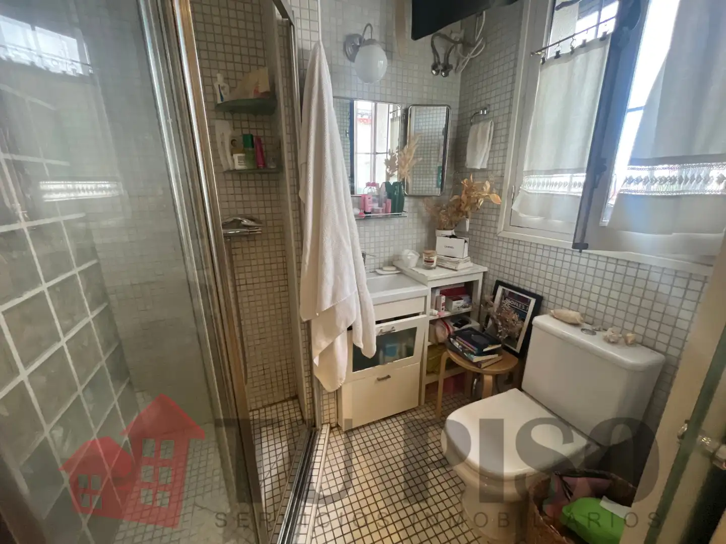 Baño de Estudio en venta en Madrid con Calefacción y Amueblado