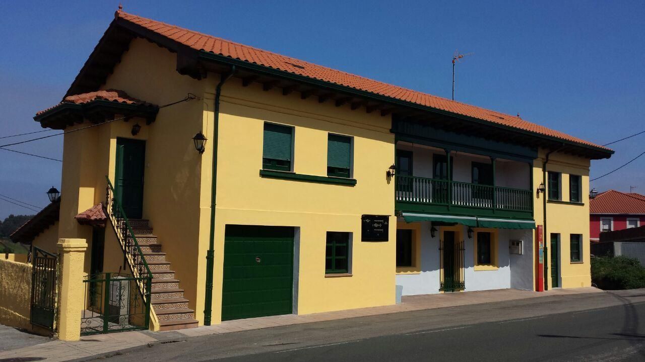 Vista exterior de Local de lloguer en Carreño