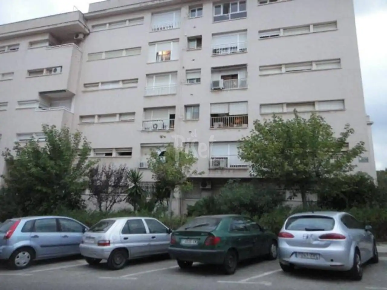 Flat with lift for sale in Centre