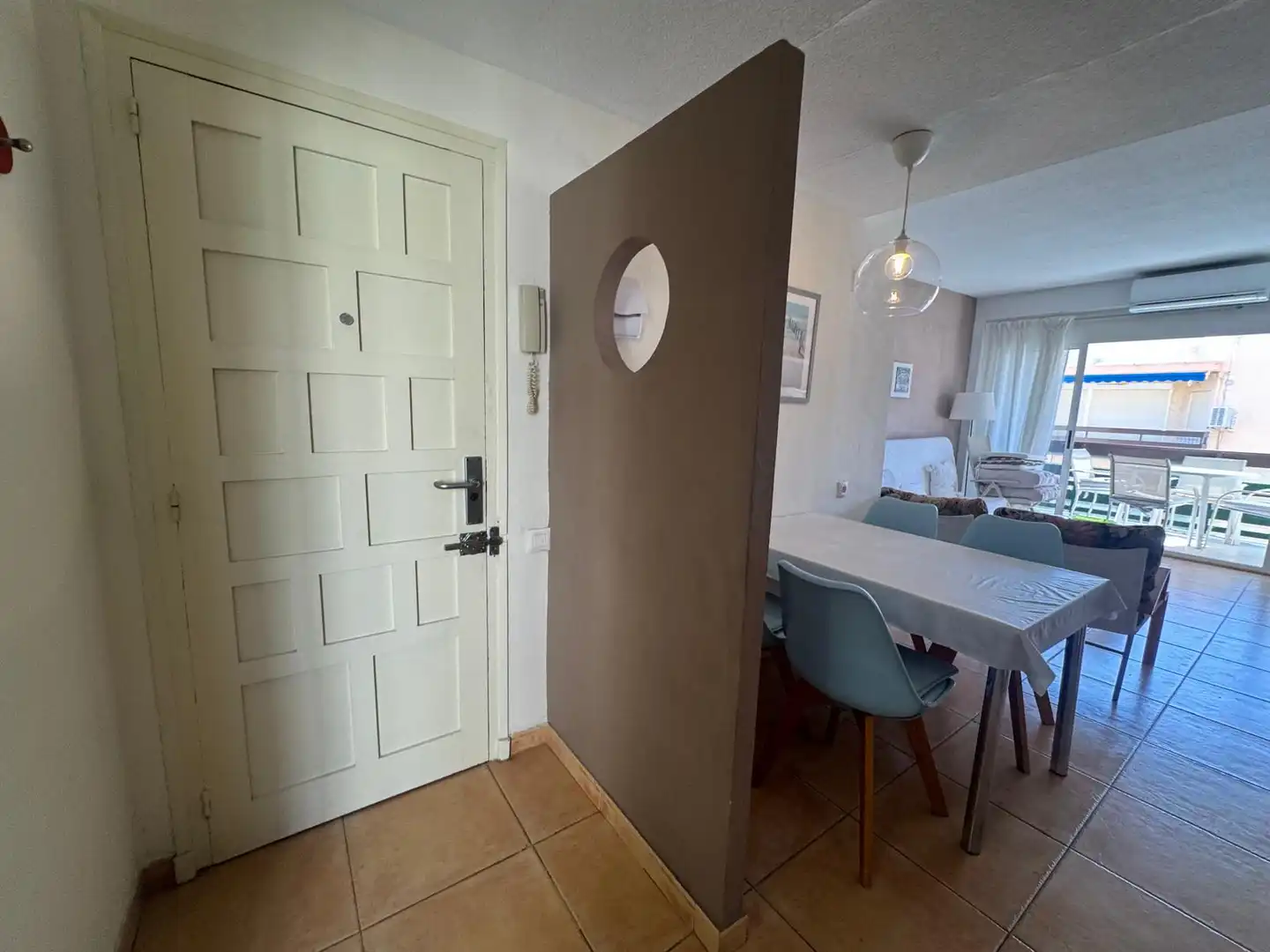 Apartamento de alquiler en Carrer el Pinós, 18, Playa Muchavista
