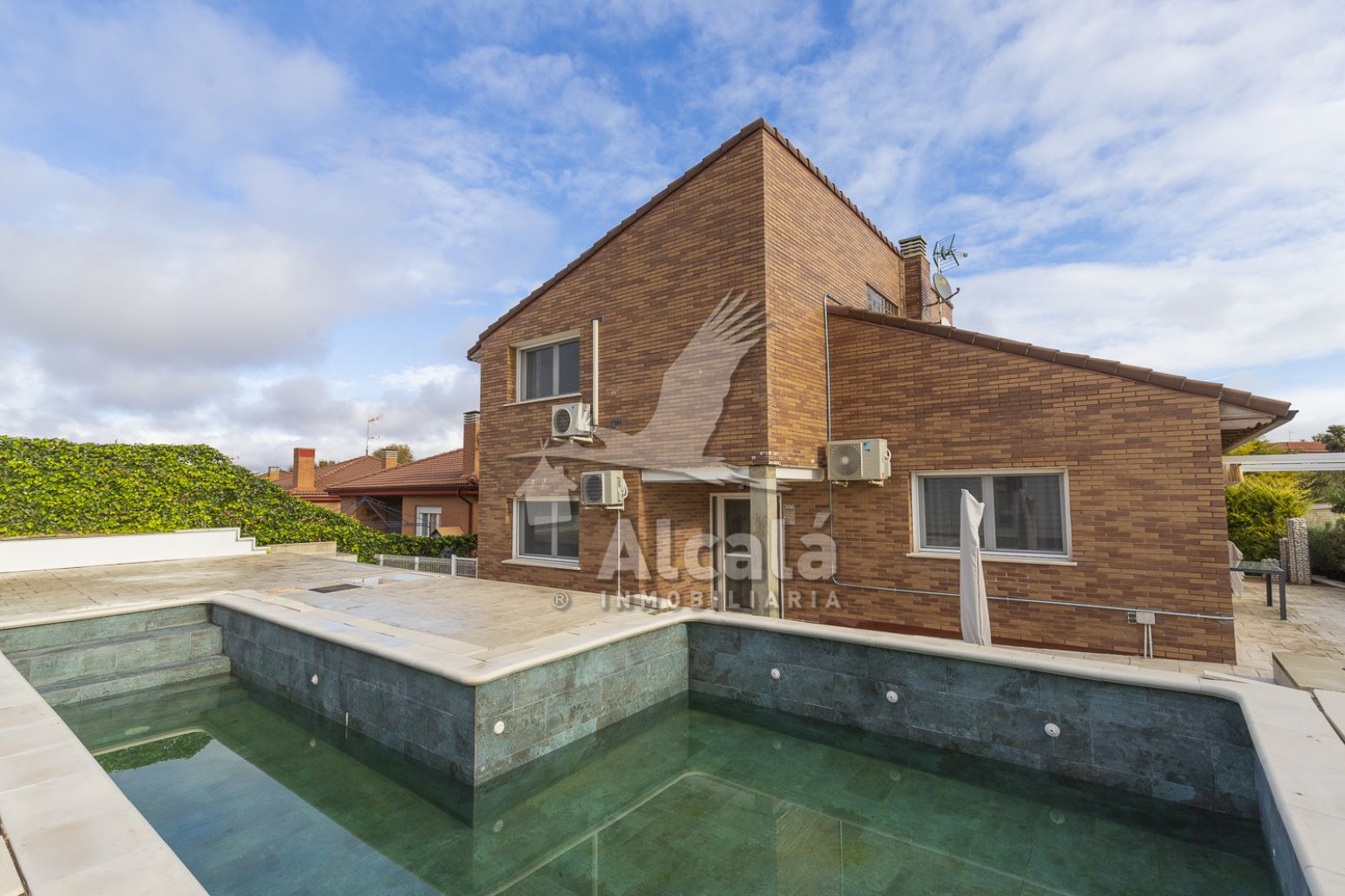 House or chalet for sale in Hita