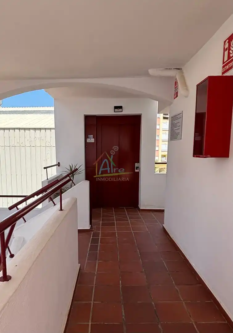 Maisonette zum Verkauf in Isla Cristina mit Klimaanlage, Terrasse und Möbliert