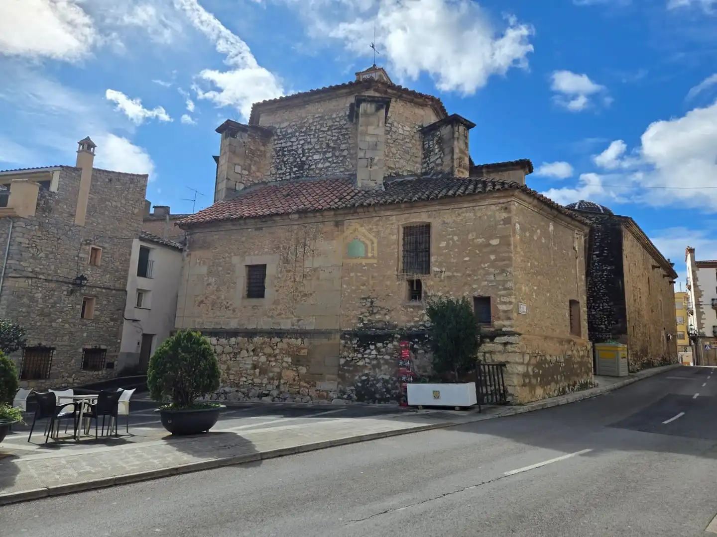 Vista exterior de Casa o xalet en venda en Atzeneta del Maestrat amb Aire condicionat i Terrassa