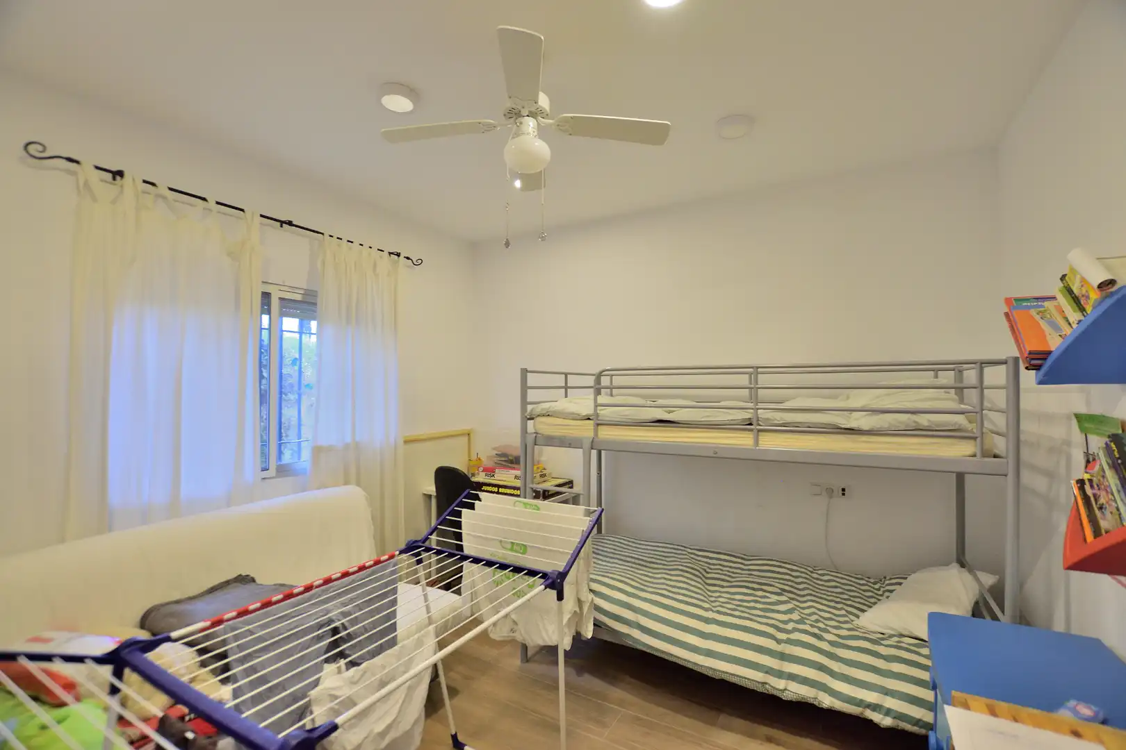 Habitación de Finca rústica en venta en Ronda con Jardín privado, Trastero y Piscina