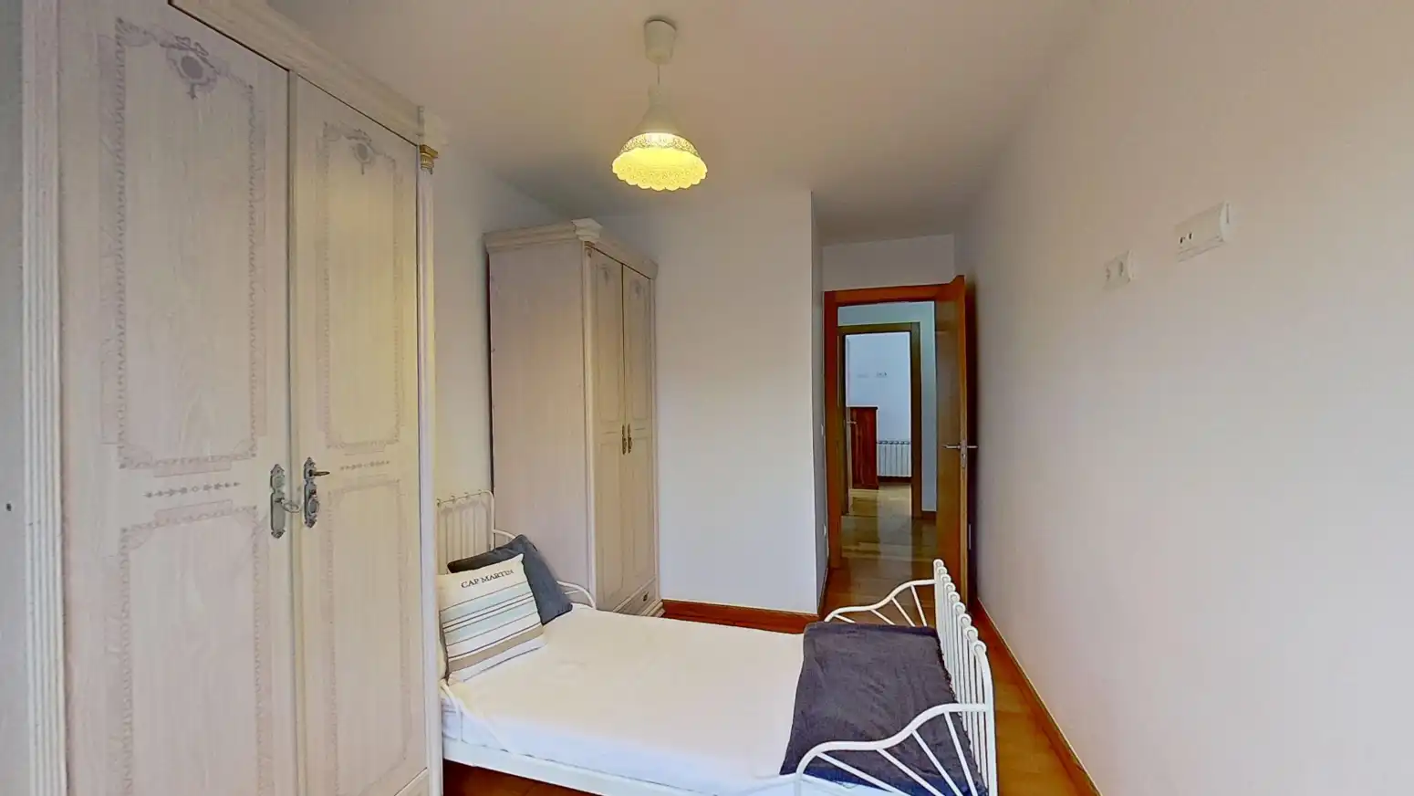 Habitación de Casa o chalet en venta en Santillana del Mar con Calefacción, Jardín privado y Parquet