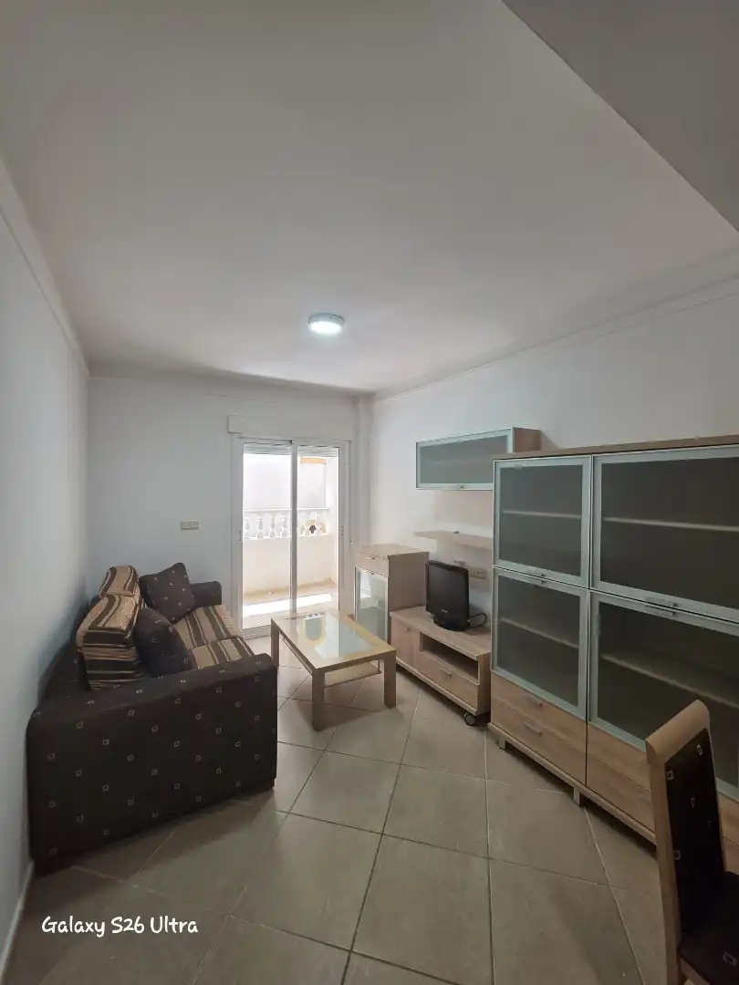 Sala de estar de Piso de alquiler en Formentera del Segura con Terraza, Amueblado y Piscina comunitaria