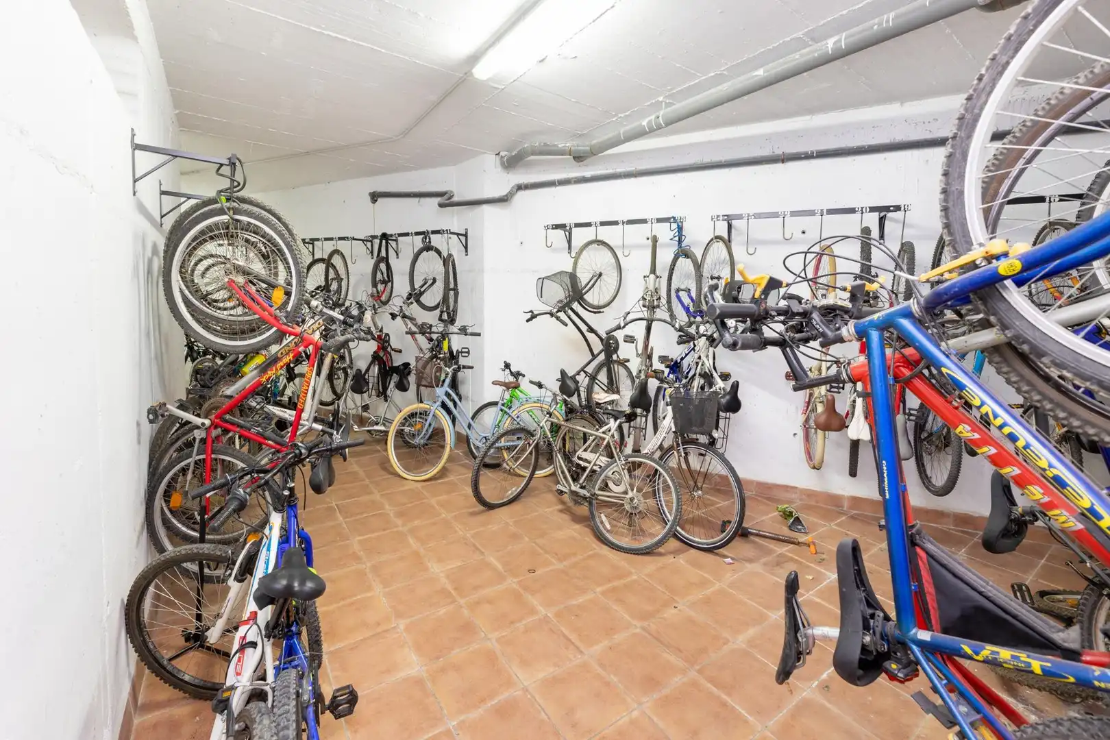 Flat for sale in Motril  with Air Conditioner, Private garden and Terrace