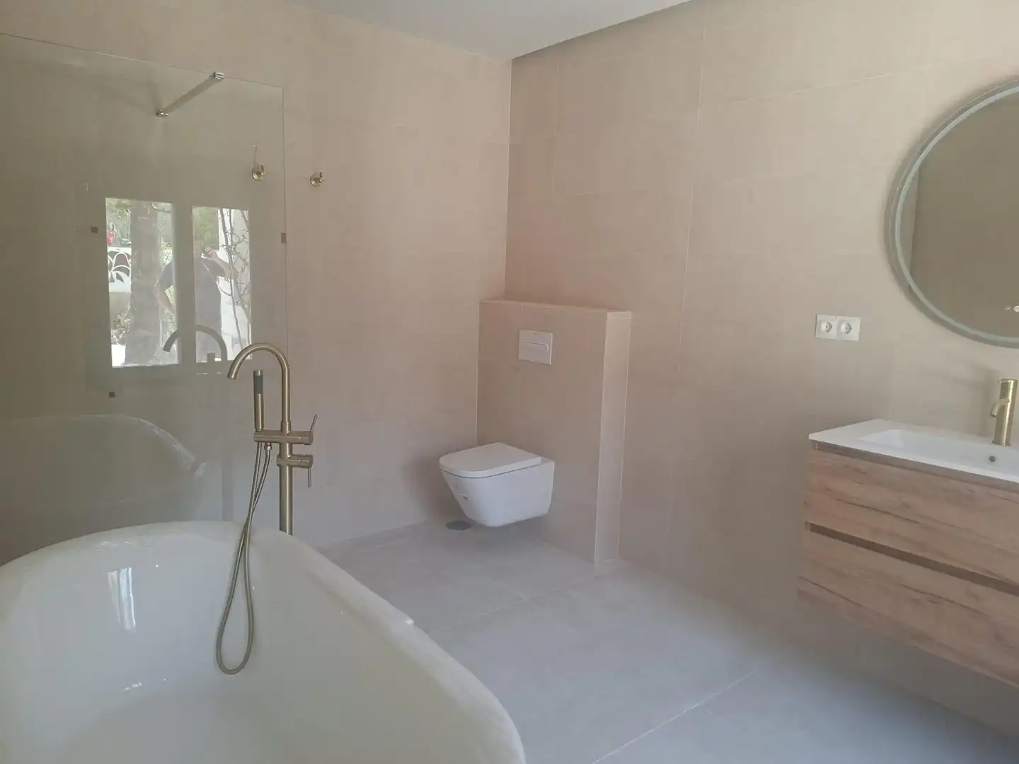 Baño de Casa o chalet en venta en L'Alfàs del Pi con Aire acondicionado, Jardín privado y Terraza