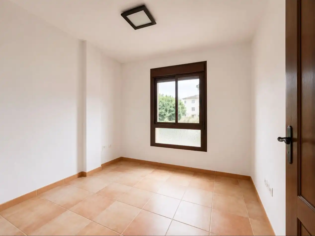 Habitación de Piso en venta en Paterna del Río, Almería