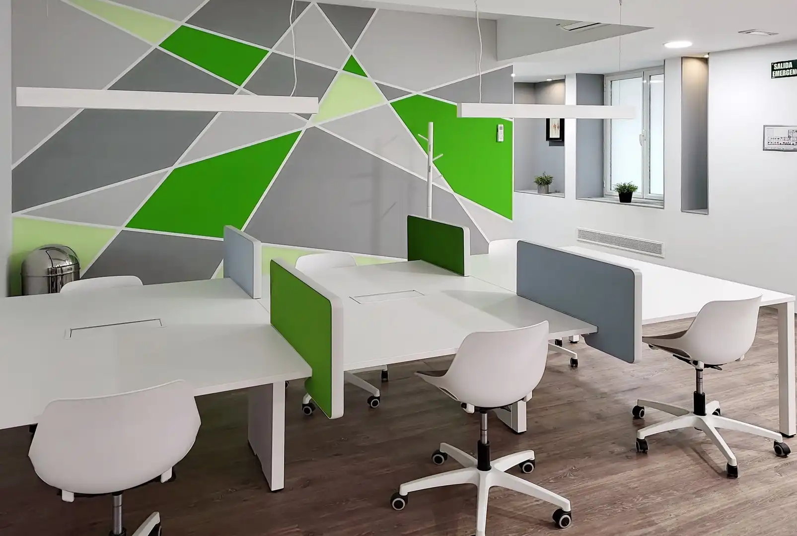 Büro zur Miete in Bilbao  mit Klimaanlage, Heizung und Möbliert