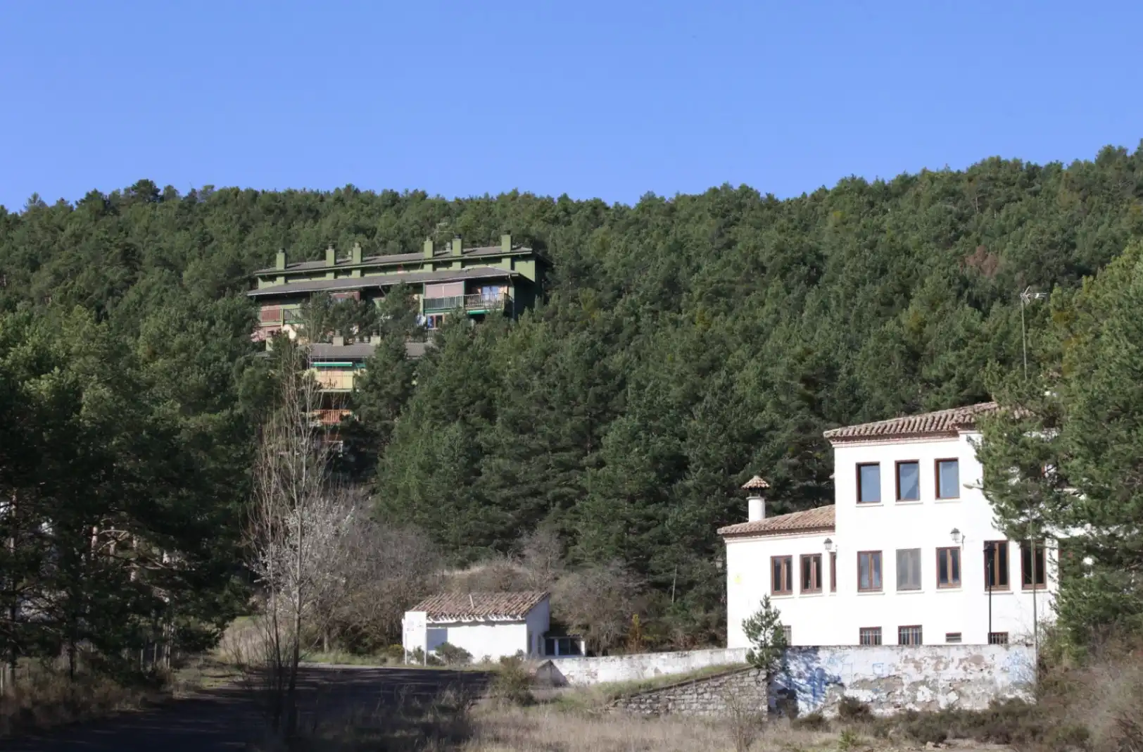 Vista exterior de Apartament en venda en Alcalá de la Selva amb Calefacció, Terrassa i Moblat