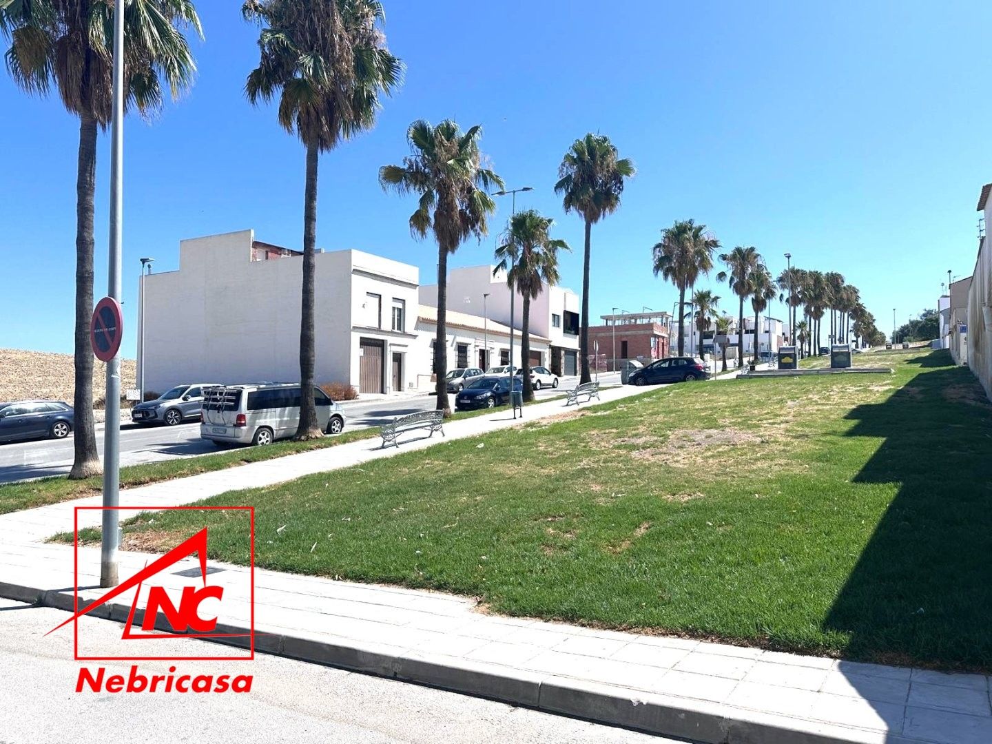 Exterior view of House or chalet for sale in Lebrija  with Air Conditioner