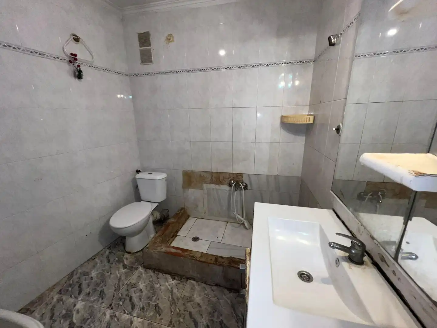 Bathroom of Apartments for sale in Archena