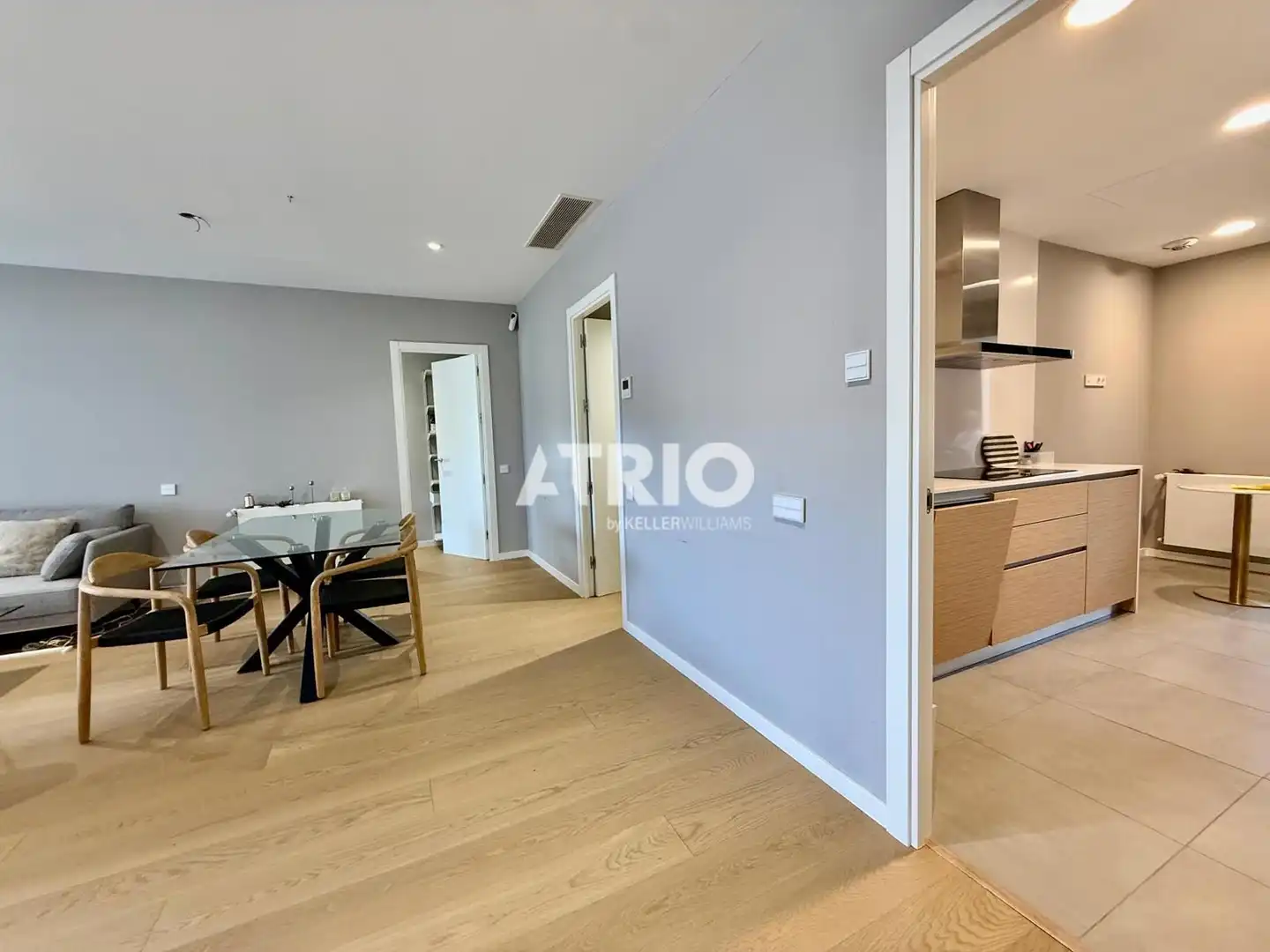 Habitación de Piso de alquiler en  Palma de Mallorca con Aire acondicionado, Jardín privado y Trastero