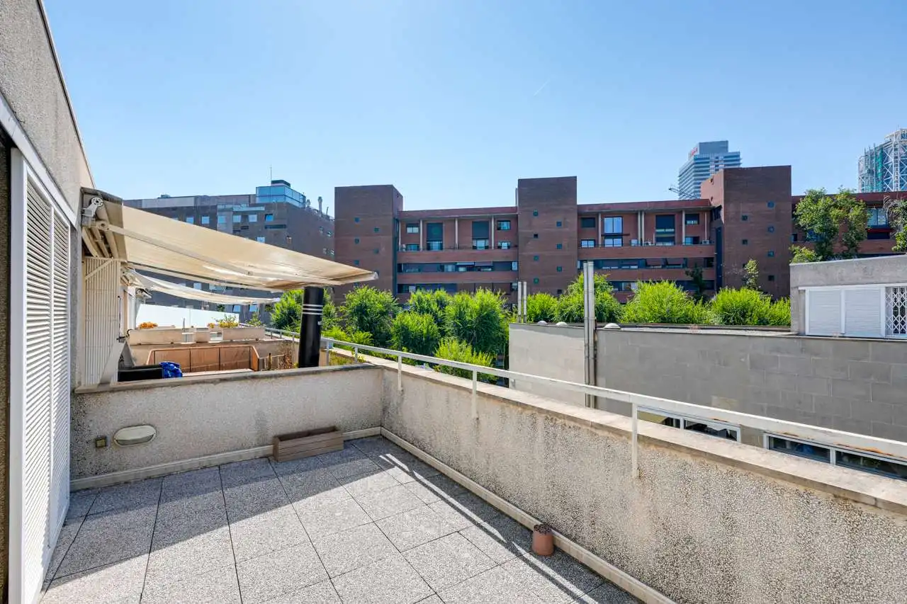 Terrace of Detached homes for sale in Barcelona  with Air Conditioner, Heating and Terrace