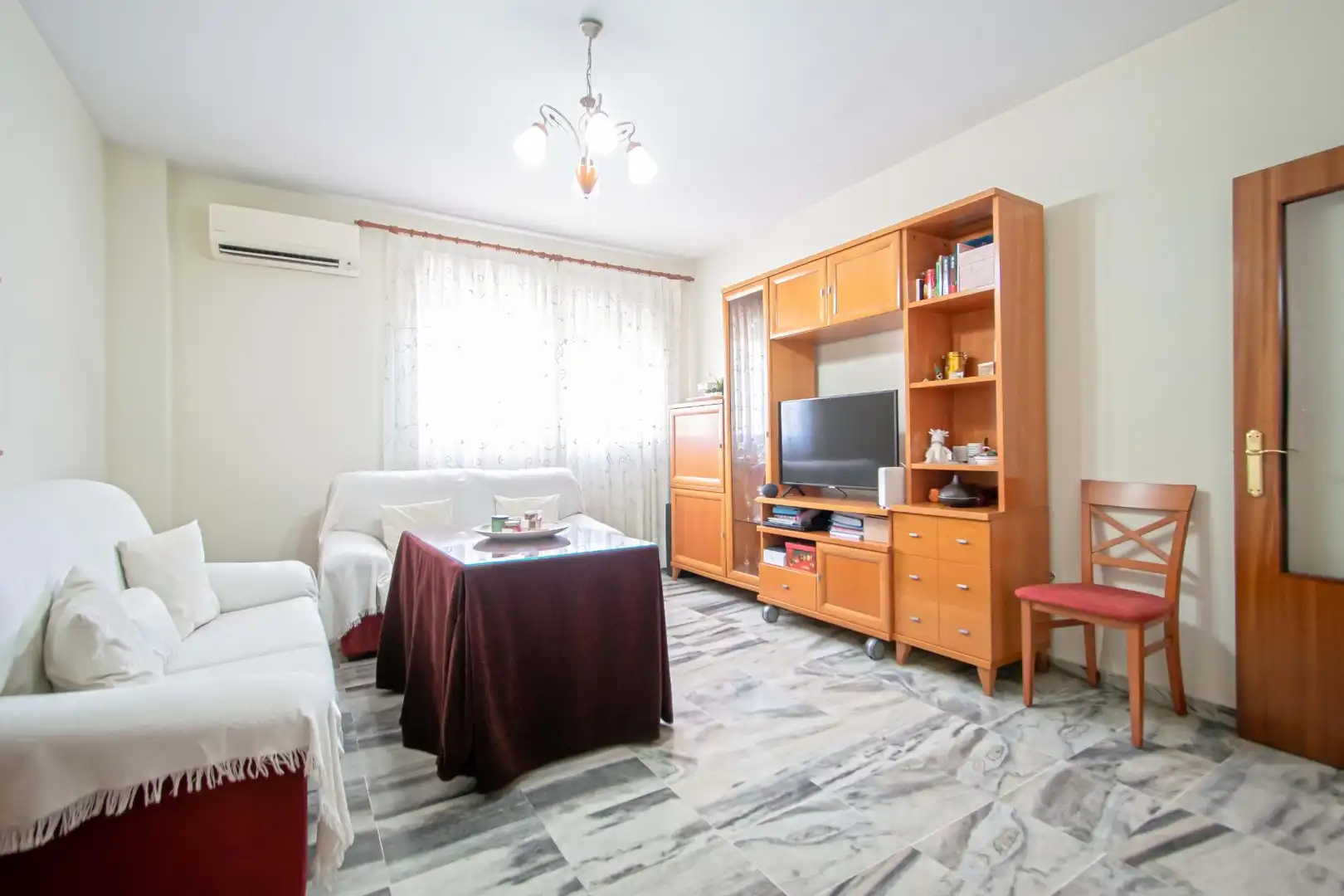 Wohnzimmer von Wohnung zum Verkauf in Sevilla mit Klimaanlage und Abstellraum
