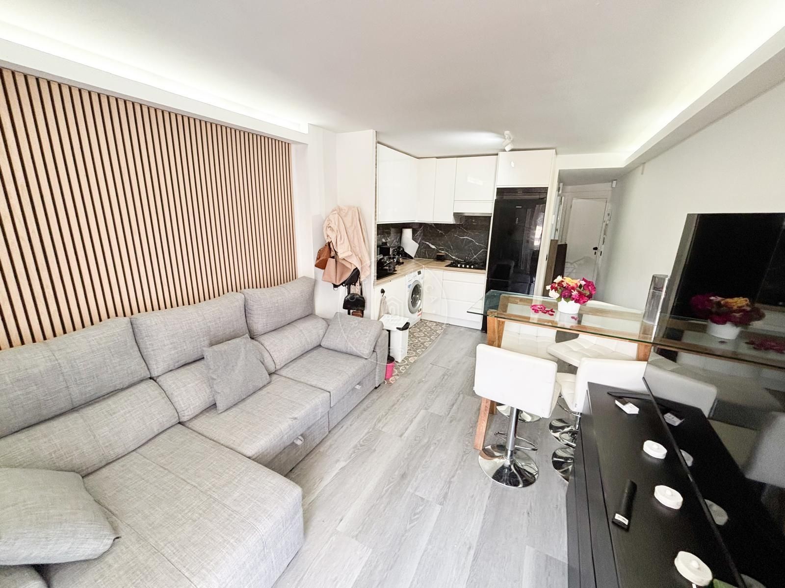 Sala d'estar de Apartament en venda en Lloret de Mar amb Calefacció i Moblat