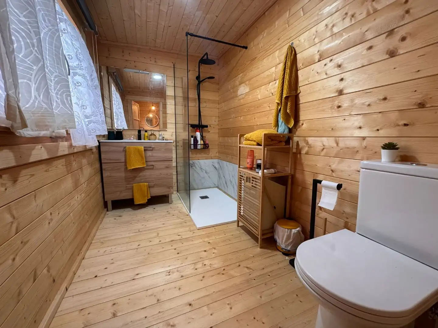 Bathroom of Houses for sale in Lerma, Burgos