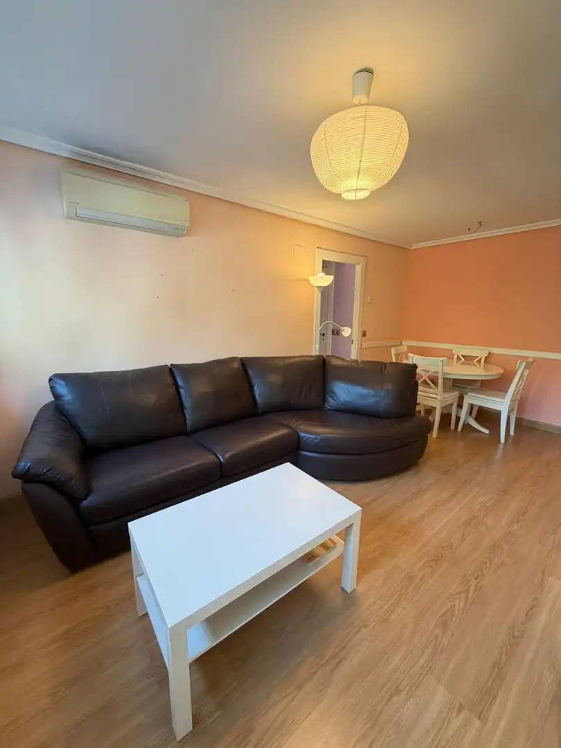 Wohnzimmer von Wohnung zur Miete in Madrid mit Klimaanlage, Heizung und Möbliert