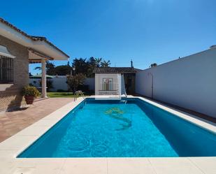 Swimming pool of House or chalet for sale in Chiclana de la Frontera  with Air Conditioner, Heating and Private garden