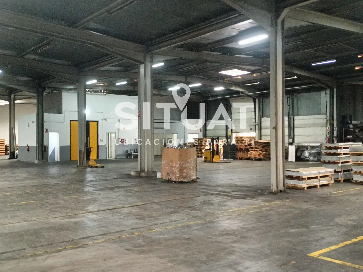 Nave industrial en venta en Castellbisbal con Calefacción y Alarma