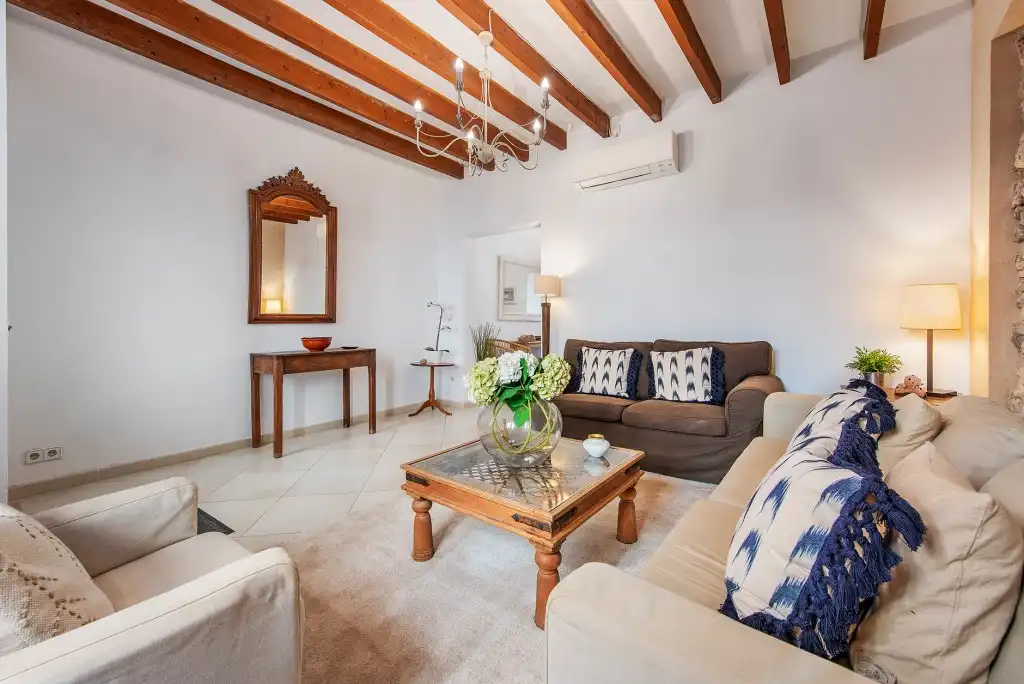 Sala de estar de Casa adosada en venta en Pollença con Aire acondicionado, Jardín privado y Terraza