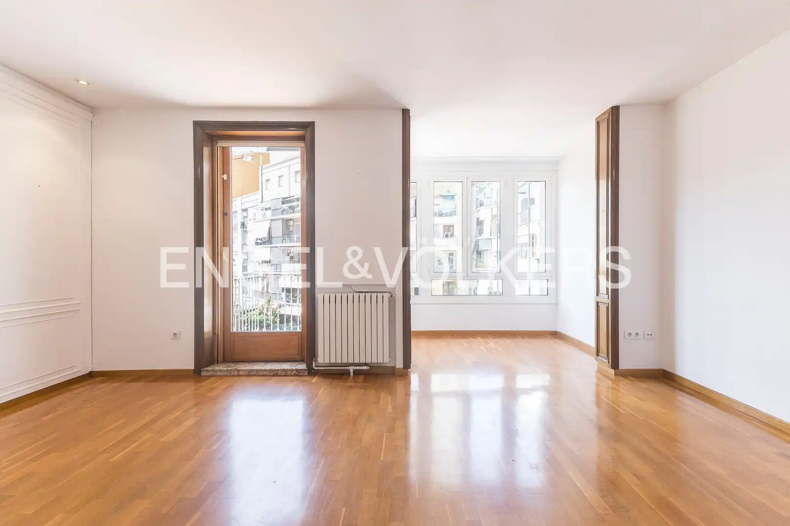 Sala d'estar de Pis en venda en Eixample