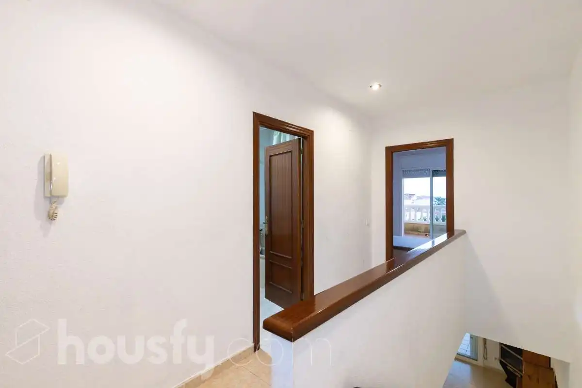 House with terrace for sale in CL De les Gardenies ., imagen 24