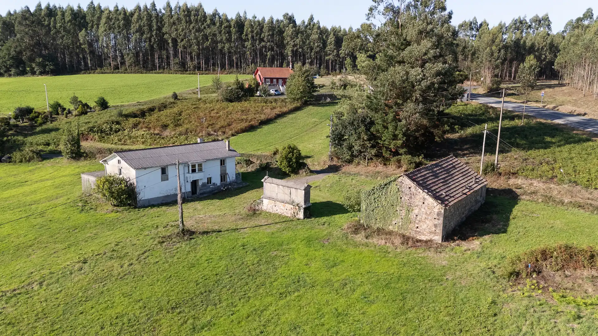 Casa rústica en venta en Monfero, imagen 2