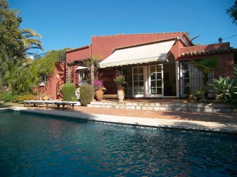 Garden of House or chalet for sale in Marbella  with Air Conditioner, Heating and Terrace