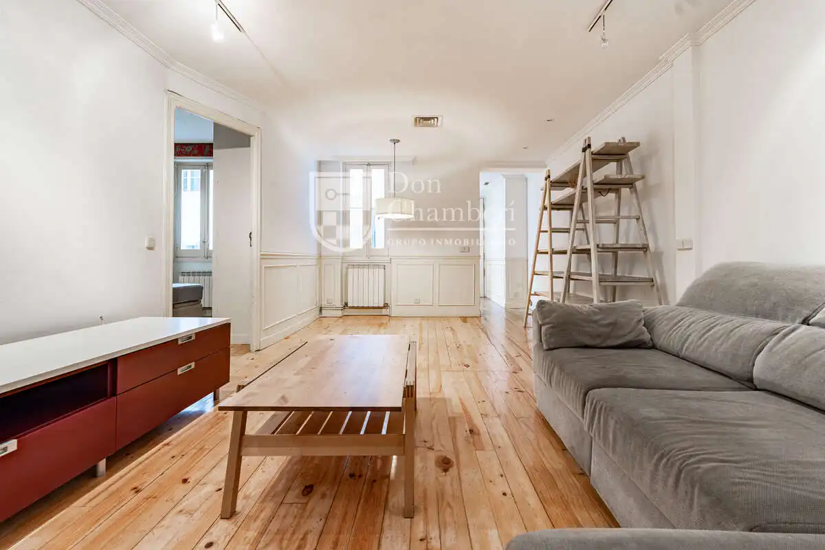 Living room of Flat for sale in Madrid  with Heating and Furnished