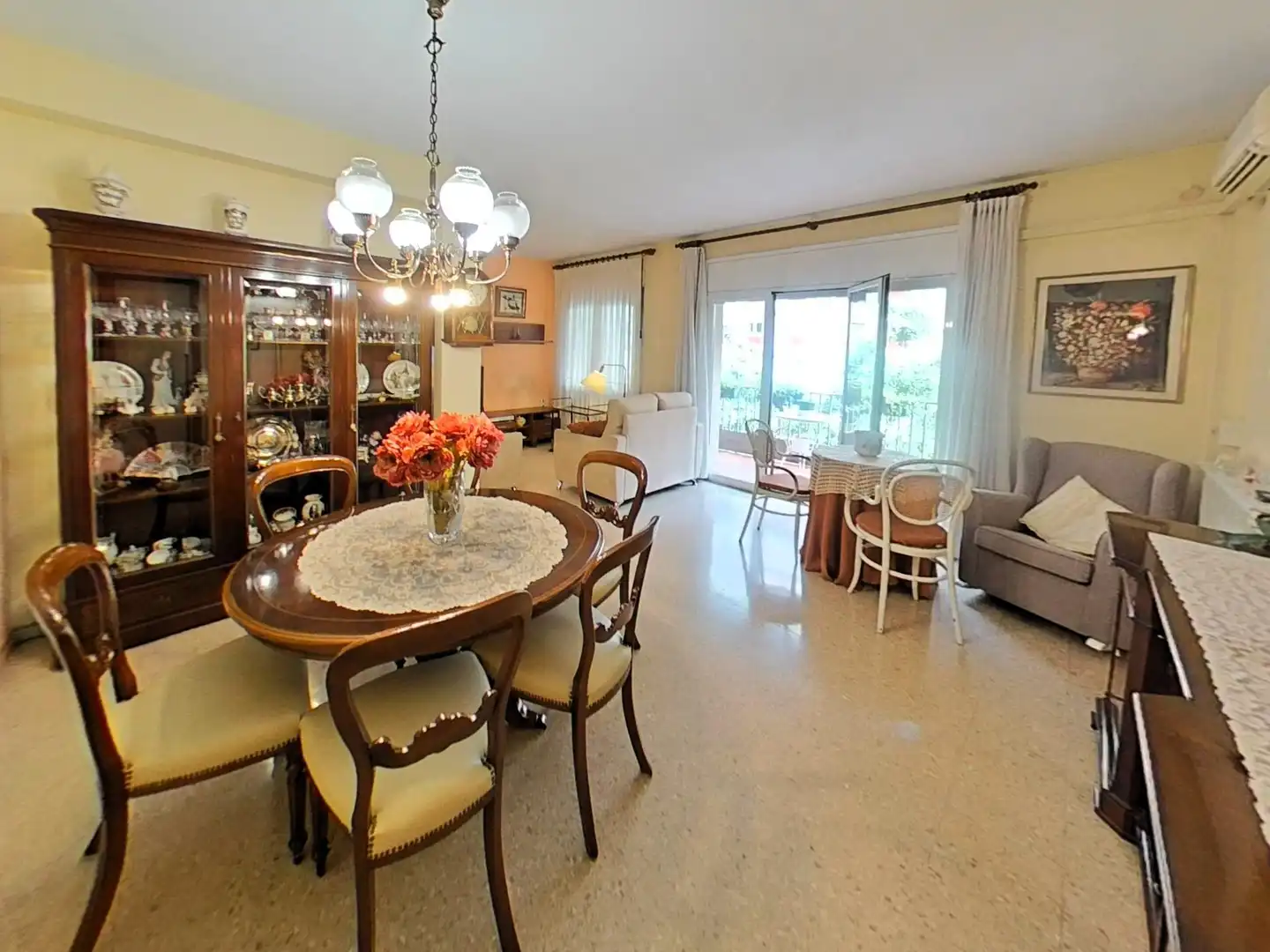 Dining room of Flat for sale in Sabadell  with Air Conditioner, Heating and Storage room