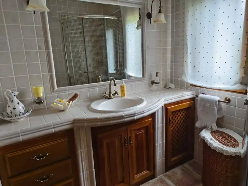 Baño de Casa o chalet en venta en Bustarviejo con Calefacción, Parquet y Terraza