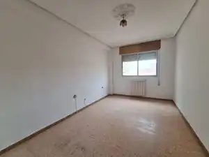 Habitación de Piso en venta en Caspe
