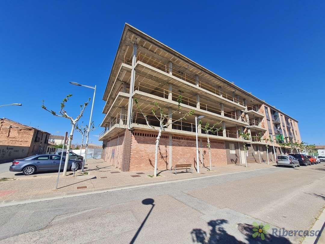Exterior view of Building for sale in Castejón (Navarra)