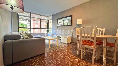 Foto 4 de Dúplex de alquiler en De Raquel Paya Pedagoga, En Corts - Doctor Waksman,  Valencia Capital