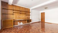 Living room of Flat for sale in  Madrid Capital  with Air Conditioner and Terrace