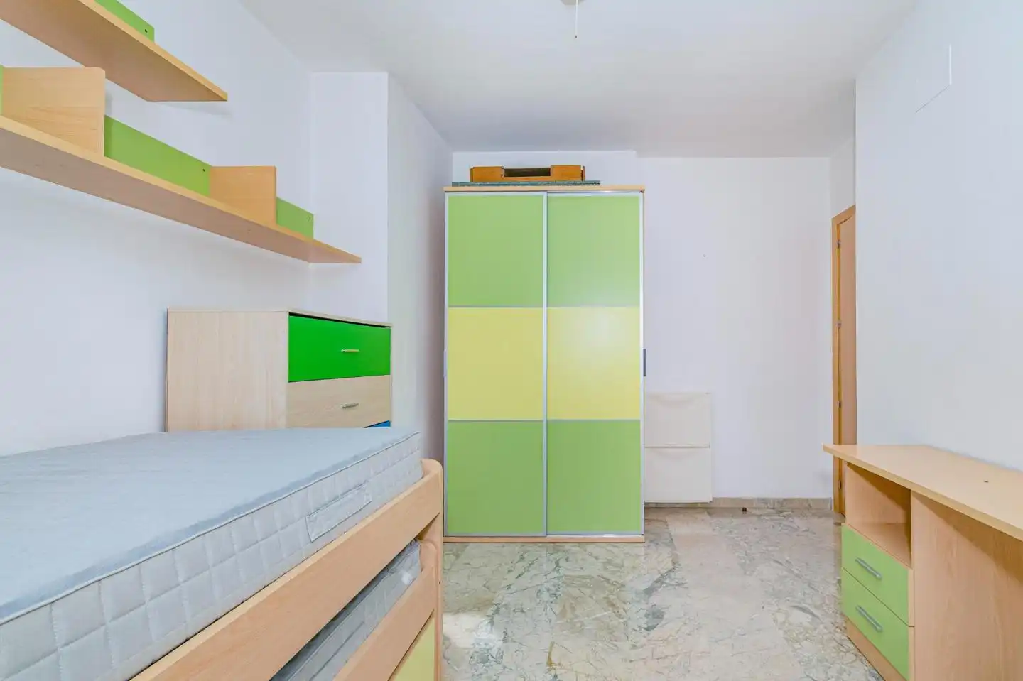 Flat with terrace for sale in Calle Antequera, imagen 11