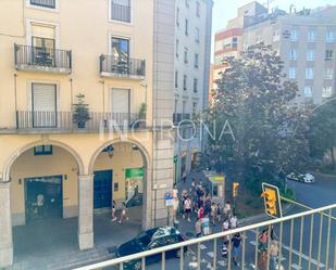 Exterior view of Flat to rent in Girona Capital  with Heating and Furnished