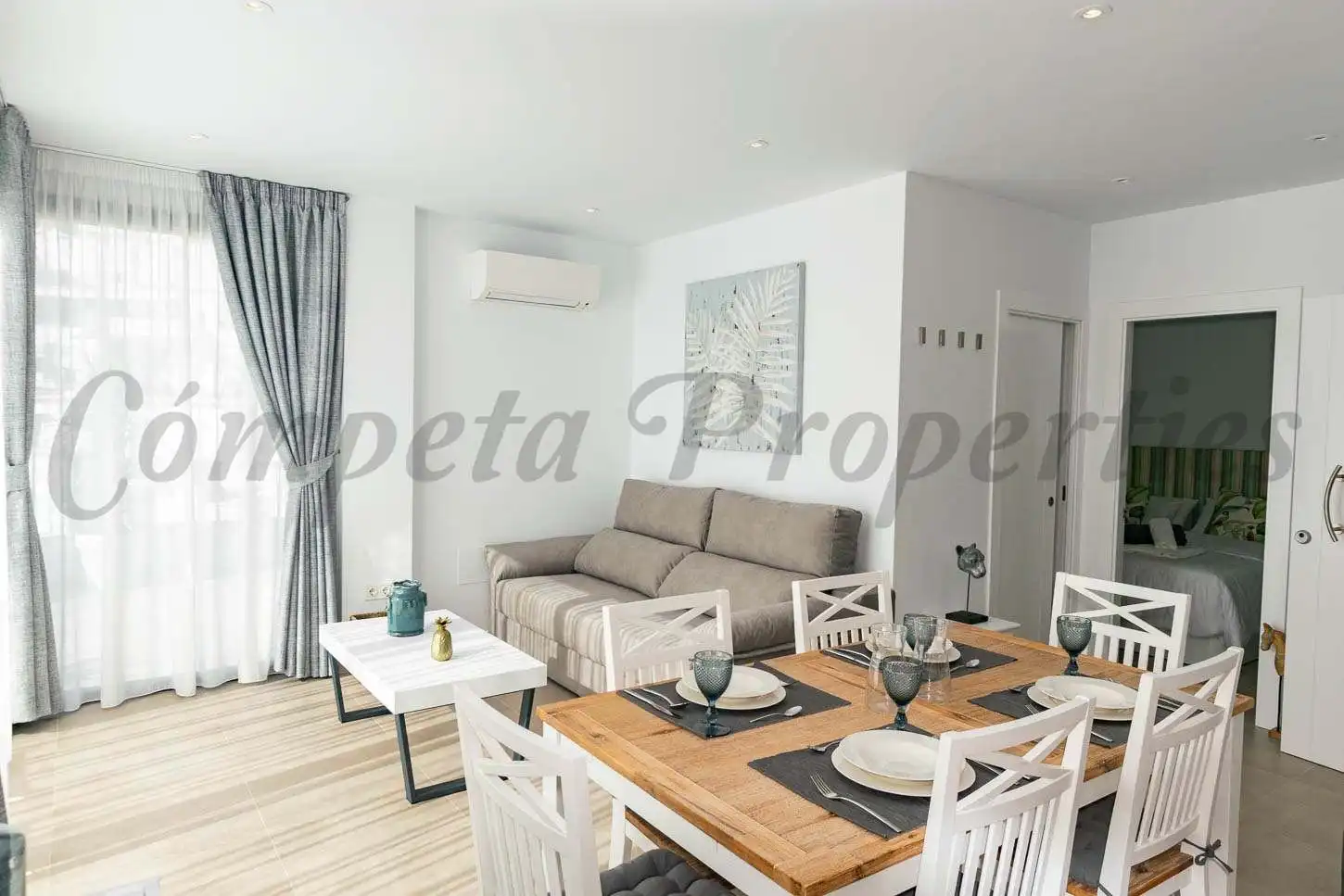 Apartamento con piscina en alquiler en Cómpeta, imagen 3