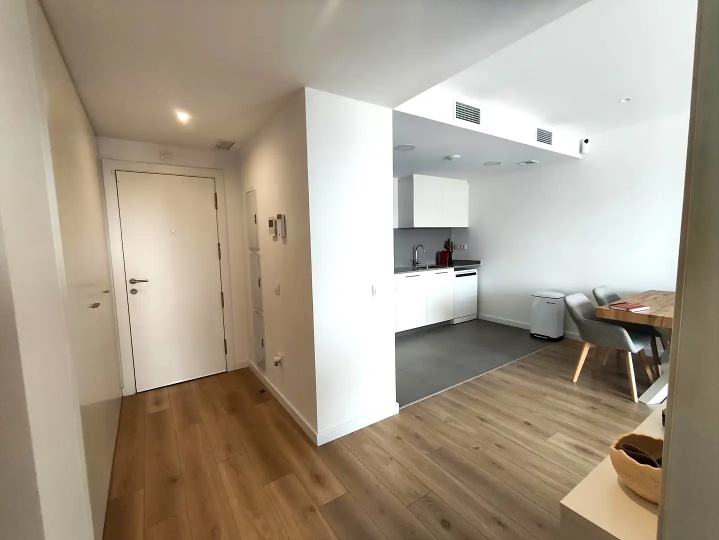 Wohnung zum Verkauf in Abrera mit Klimaanlage, Heizung und Parkett