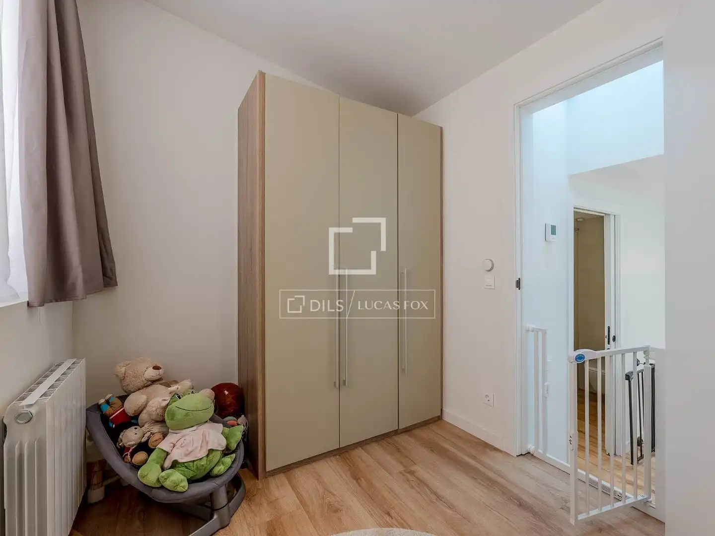 Habitación de Casa o chalet en venta en Cornellà de Llobregat con Aire acondicionado, Terraza y Balcón