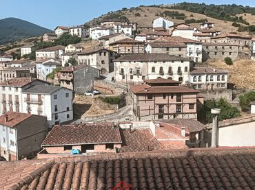 House for sale in Villoslada de Cameros - san miguel
