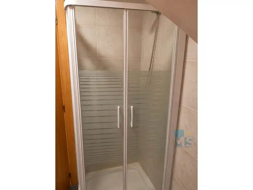 Baño de Dúplex en venta en Donostia - San Sebastián  con Lavadora, Microondas y Balcón