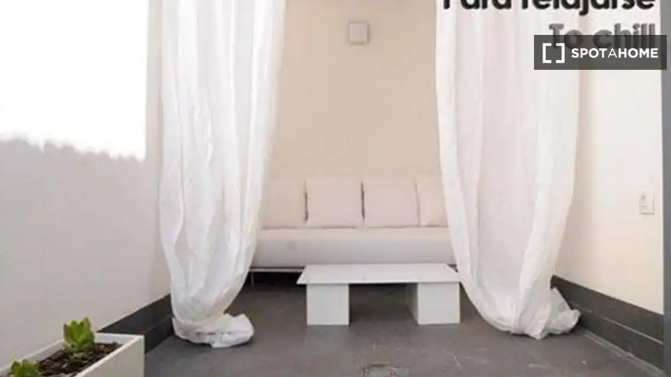 Garden of Flat for rent in Madrid  with Air Conditioner, Heating and Furnished